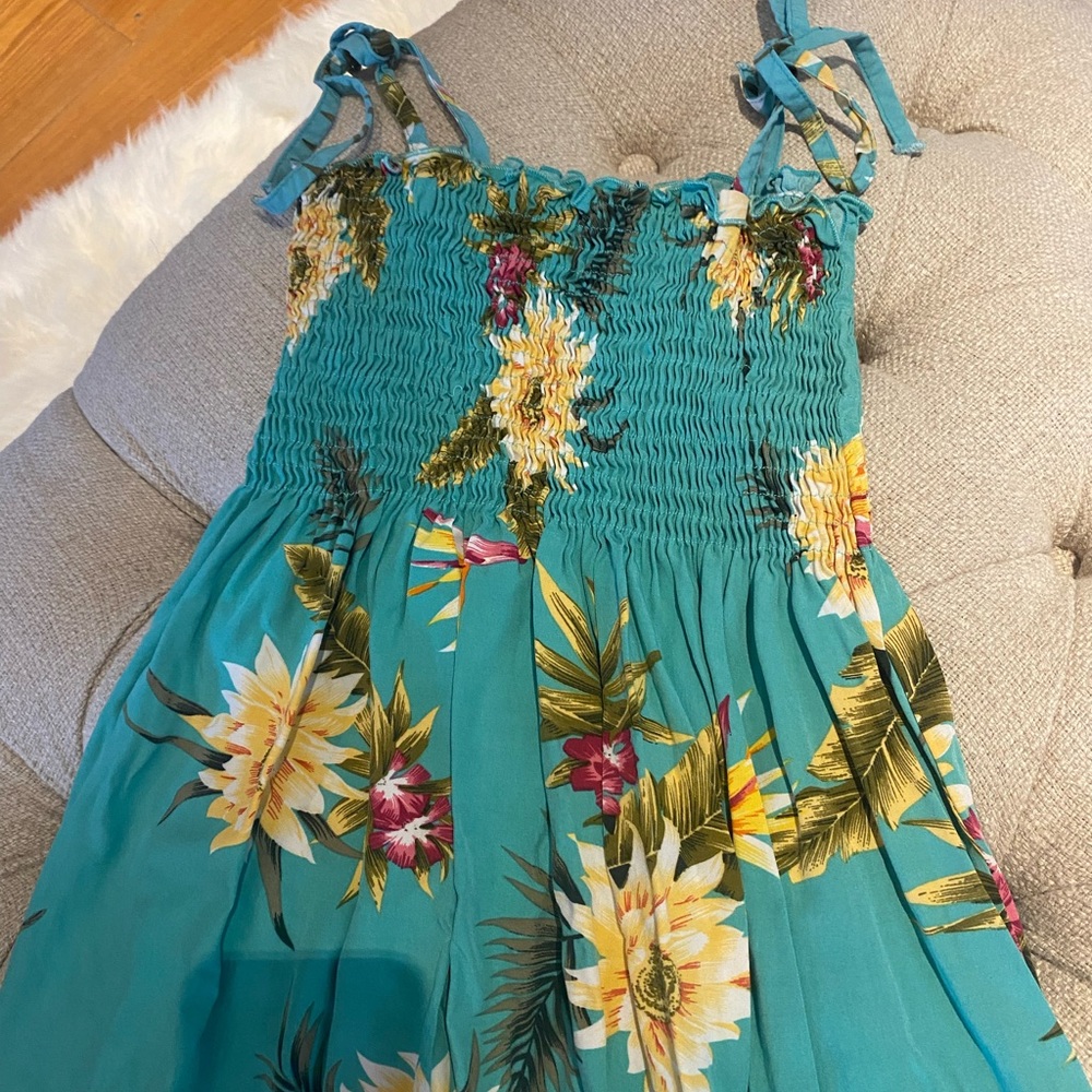 Girls Hawaii dress, one size